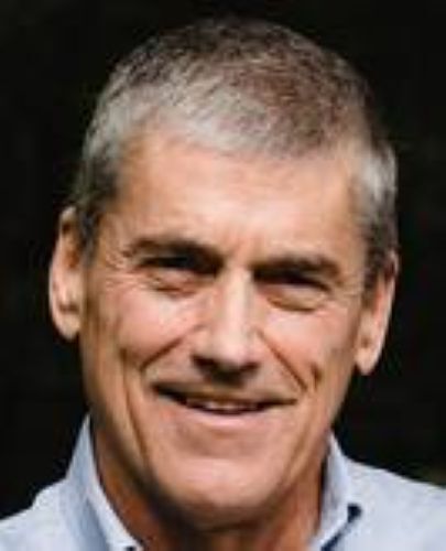Dale Holmes